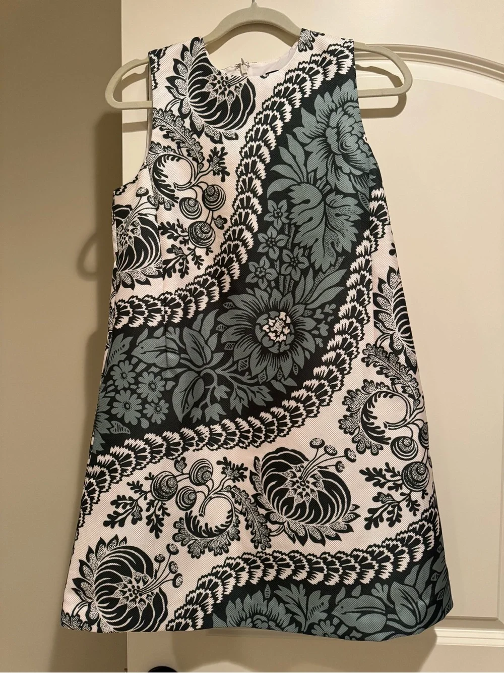 Tuckernuck Sleeveless Mini Dress in Black, White & Seafoam Floral - Picture 1 of 1